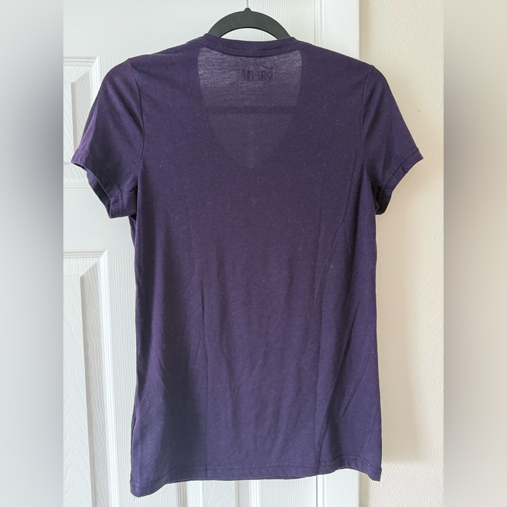 Nike Dri-Fit Short Sleeve Top size Small - Picture 2 of 4